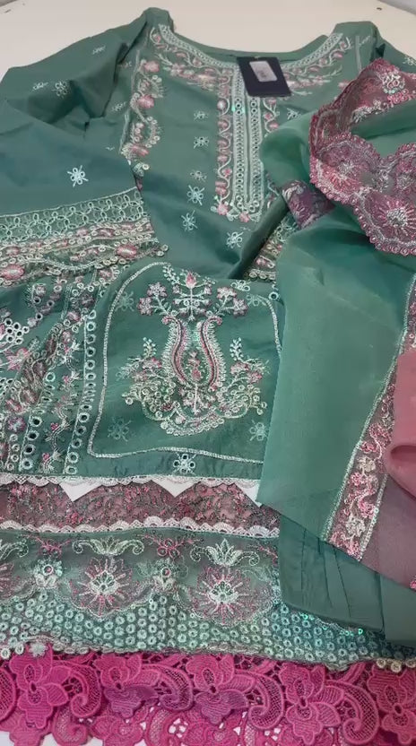 Bedar size medium