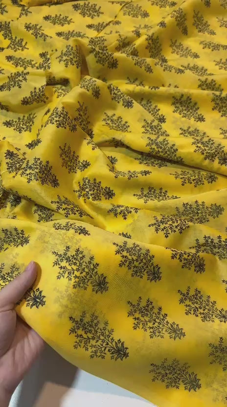 : Printed 2-Piece Unstitched Suit