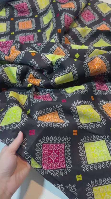 : Printed 2-Piece Unstitched Suit
