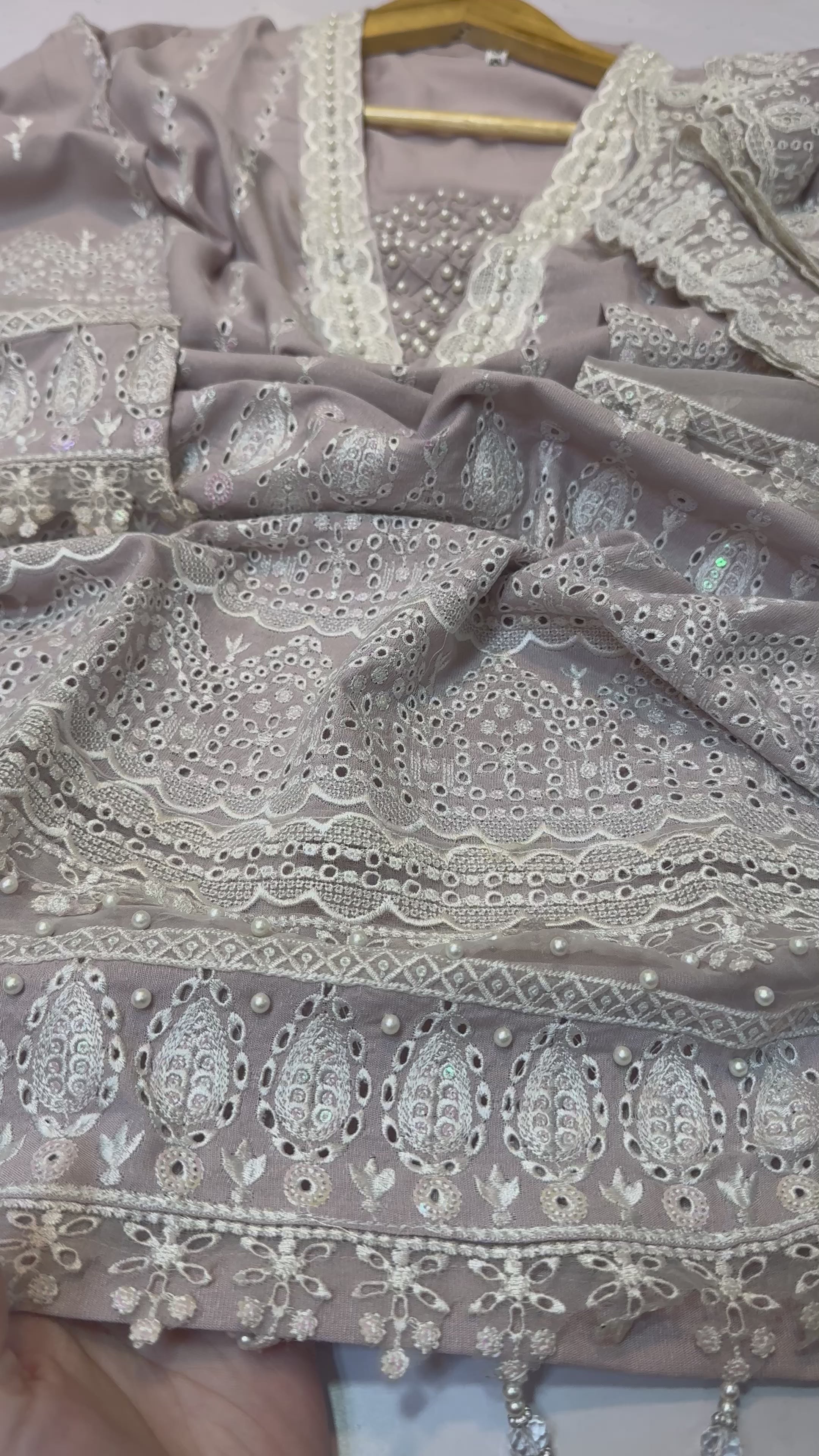 Bedar’s stitch new collection with (chiffon duppata)