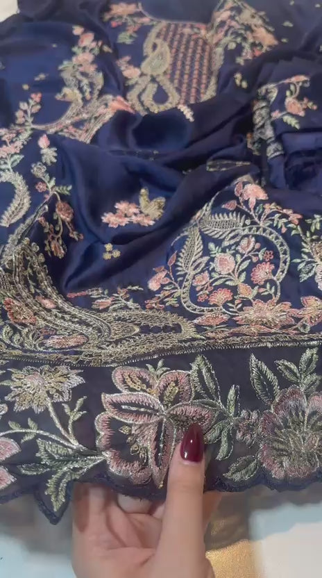 ETHNIC SILK